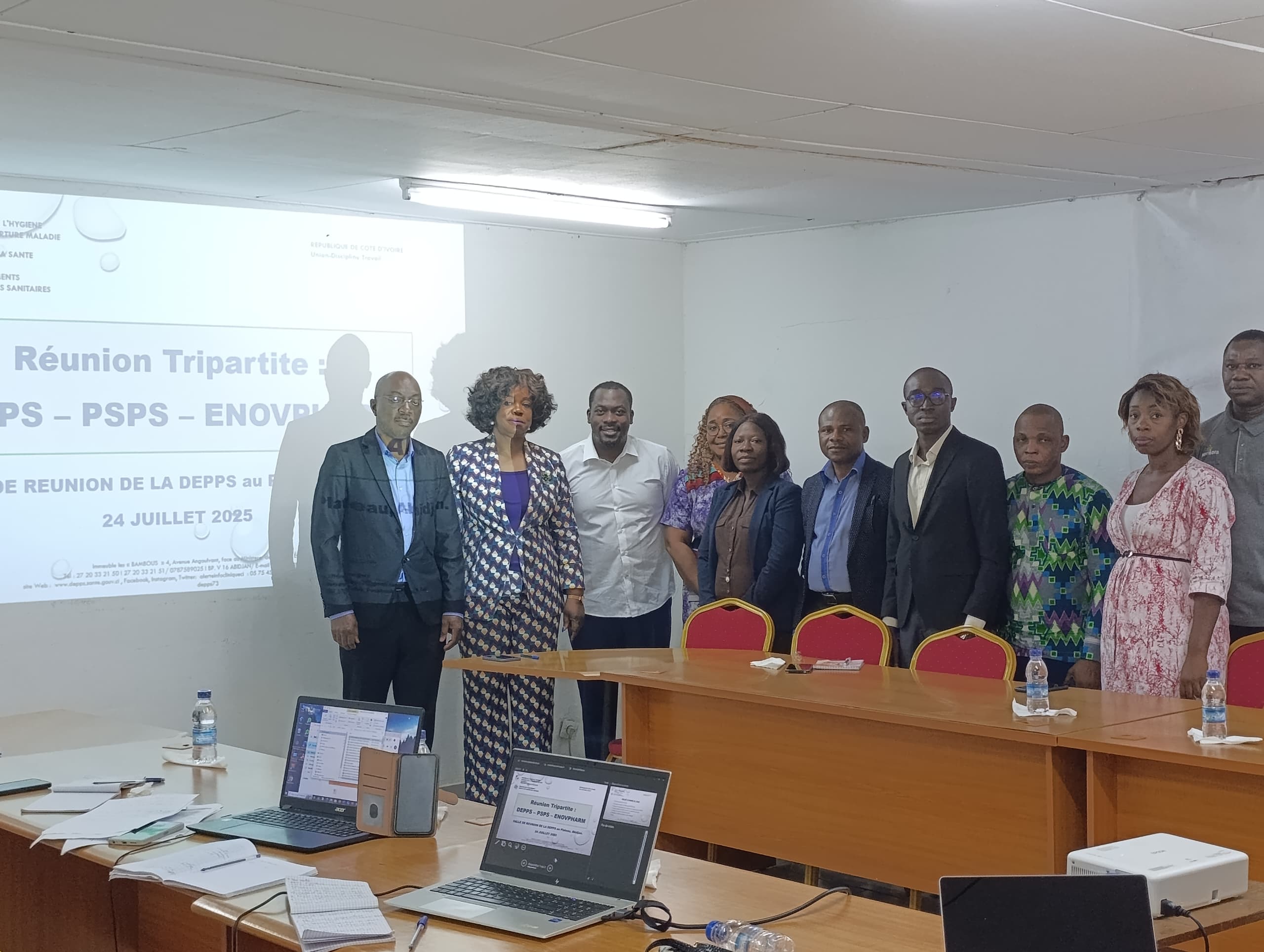 Réunion tripartite pour renforcer la collaboration dans le secteur privé de la santé